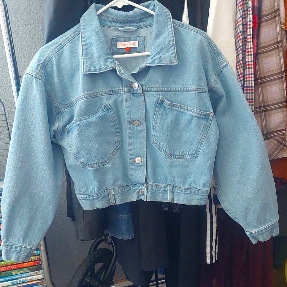 Cropped Denim Jacket Light Wash 90s Y2K Streetwear Closet Staple M